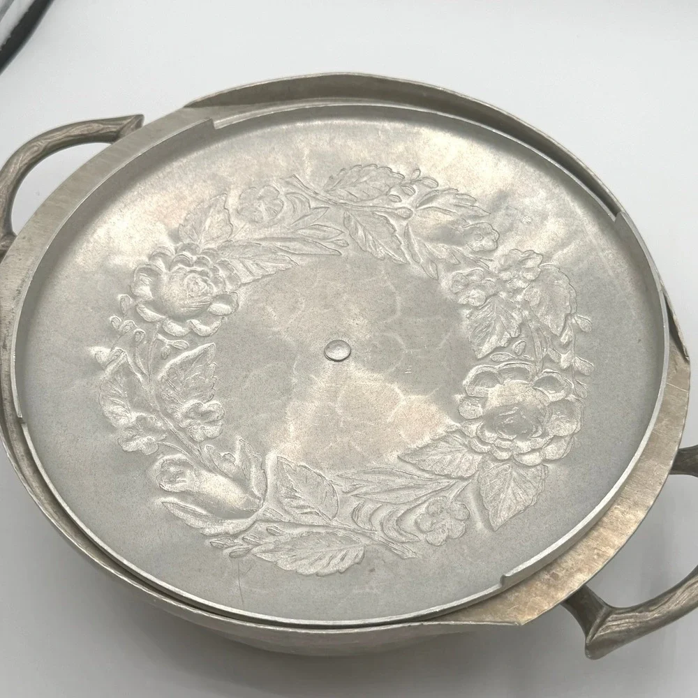 Everlast Forged Aluminum Casserole Serving Dish Lid Floral Silver Vintage Good
